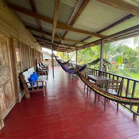 Valerie Emanuel Apartments Bocas del Toro Exterior foto